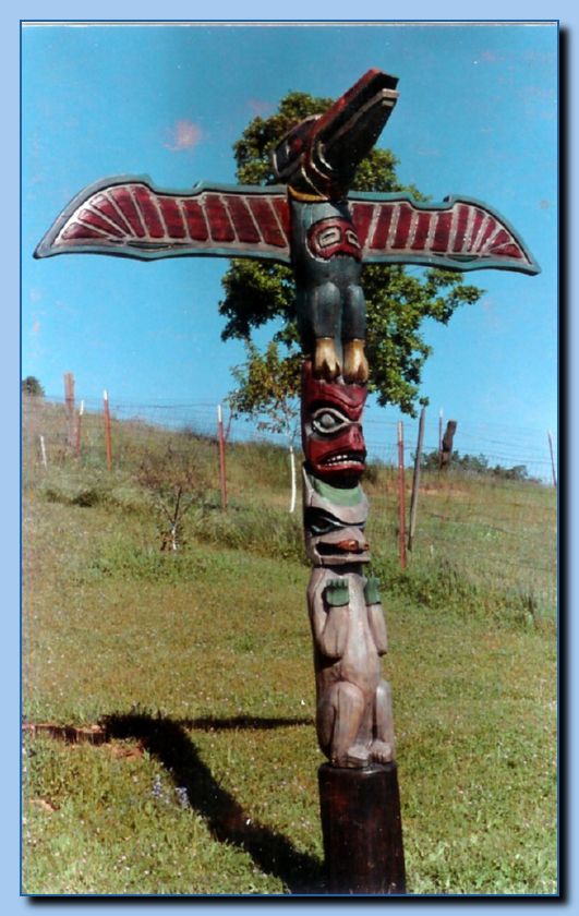 2 104 Totem Traditional Archive